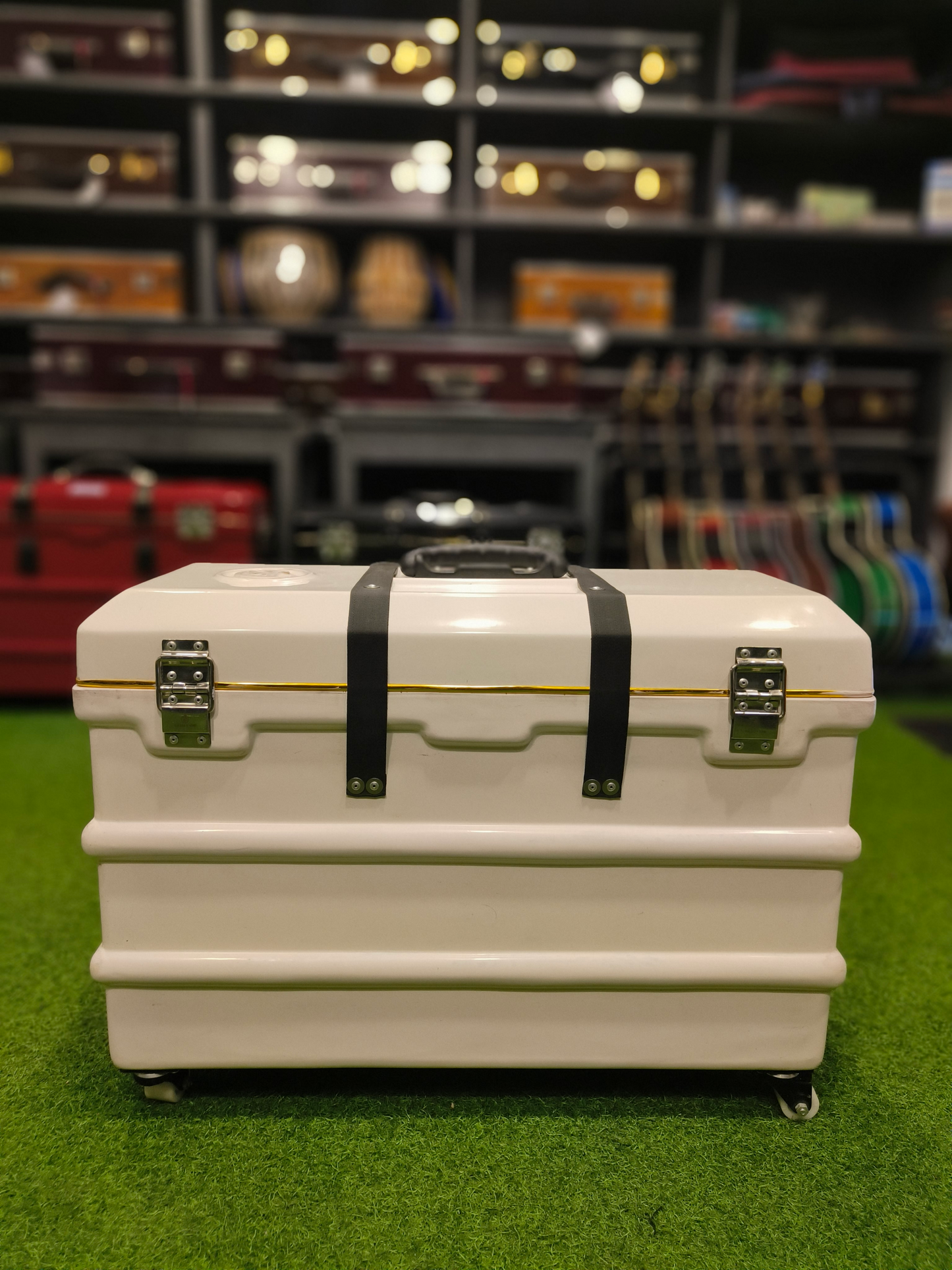 Hard Flight Fiber Case (Dark Glossy White) for 3 Line 9 Scale Changer Harmonium