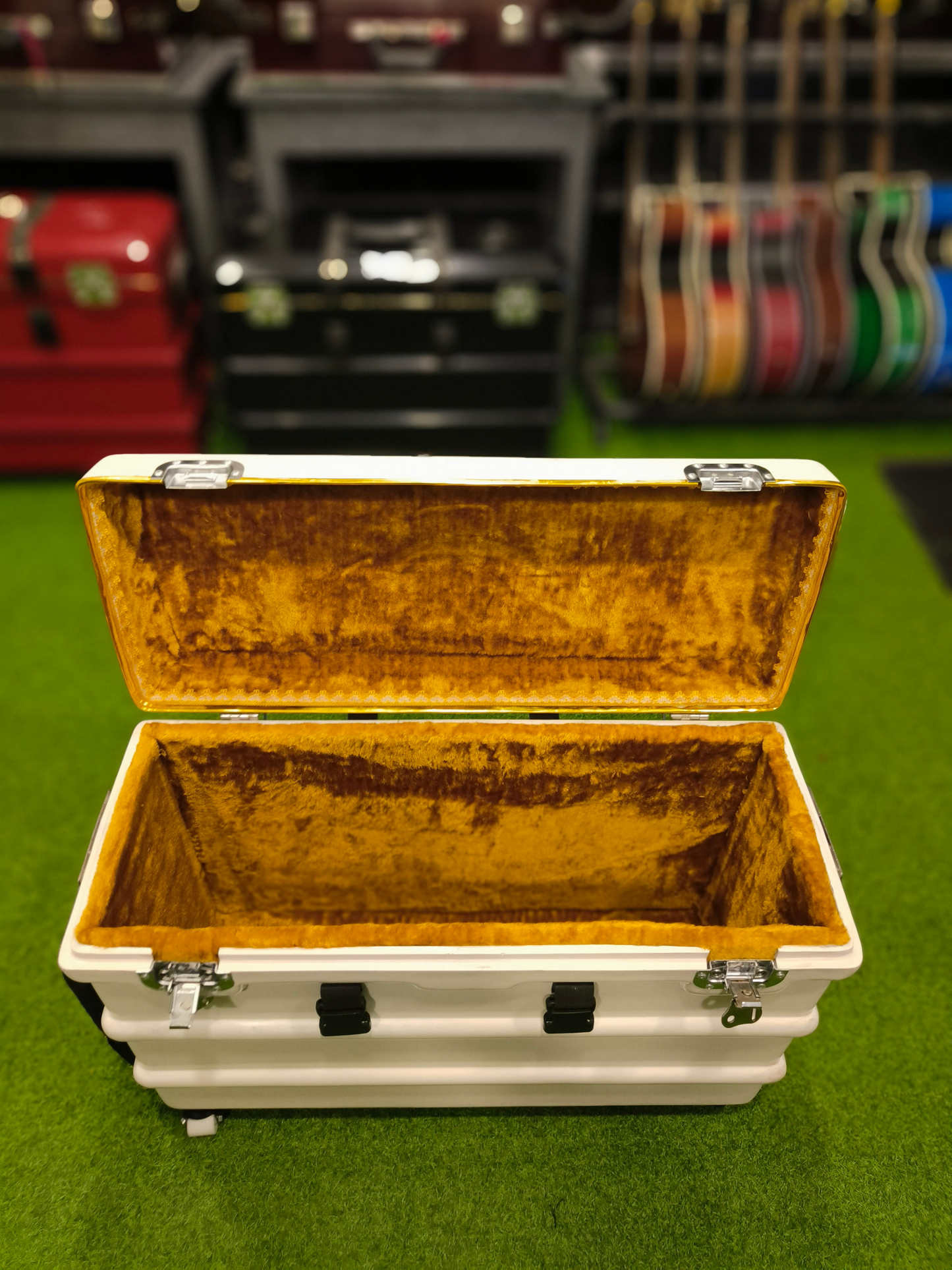 Hard Flight Fiber Case (Dark Glossy White) for 3 Line 9 Scale Changer Harmonium